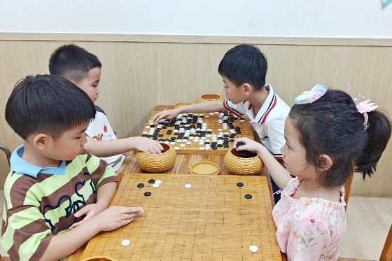 高手過招，步步驚險_副本.jpg