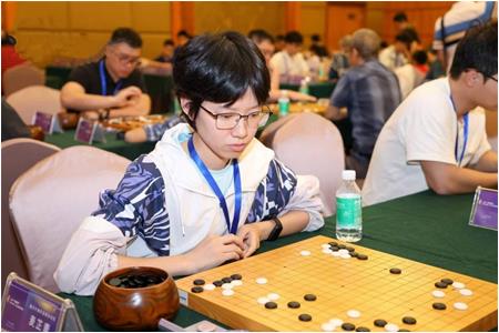 【清源圍棋學霸之麥芷青】 棋海揚帆，學海遨游：“麥子”的智慧雙翼